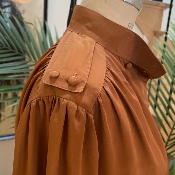 ***VINTAGE “Como/Diffusion” Blouse*** - Picture 2 of 9